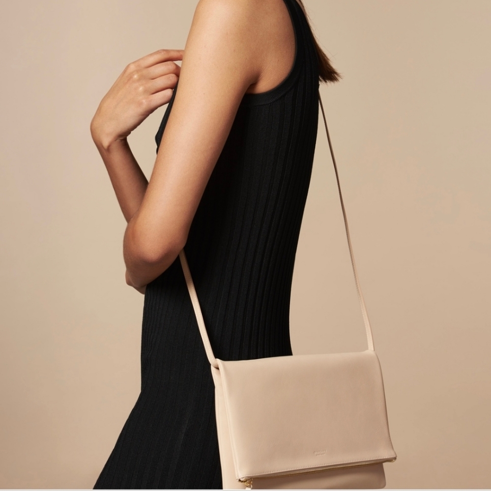 NWOT Everlane nude leather purse - Picture 2 of 5
